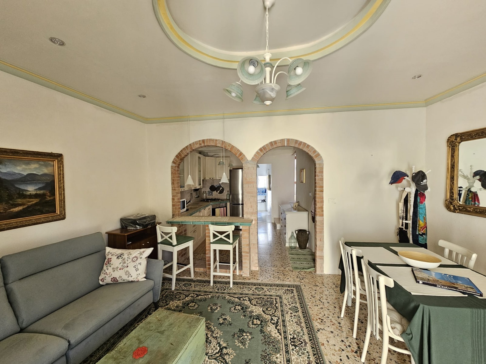 Piano Secondo Living Room